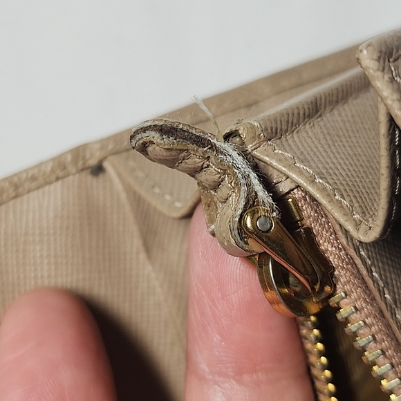 PRADA Grey Saffiano Leather Tessuto Bifold Long Wallet - Picture 16 of 16